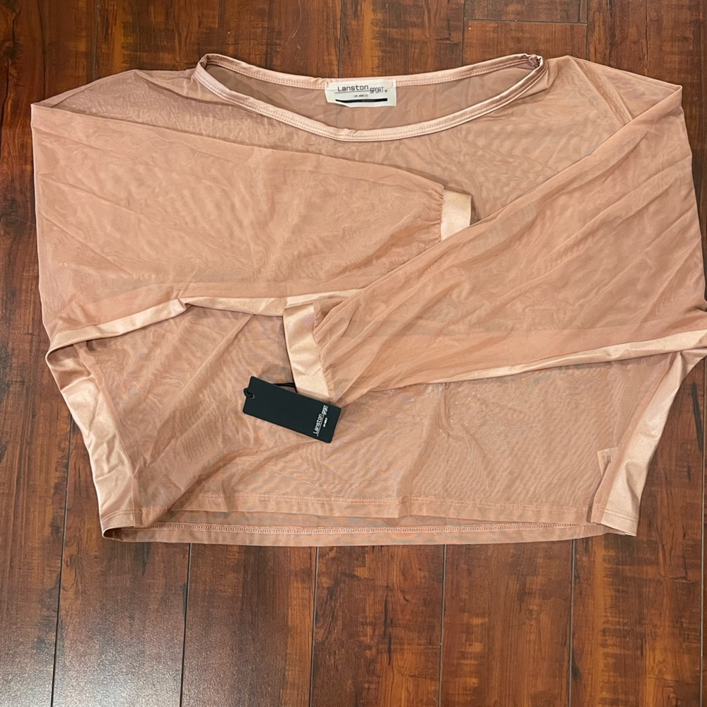 Lanston Sport Sheer Peach Covo Top
